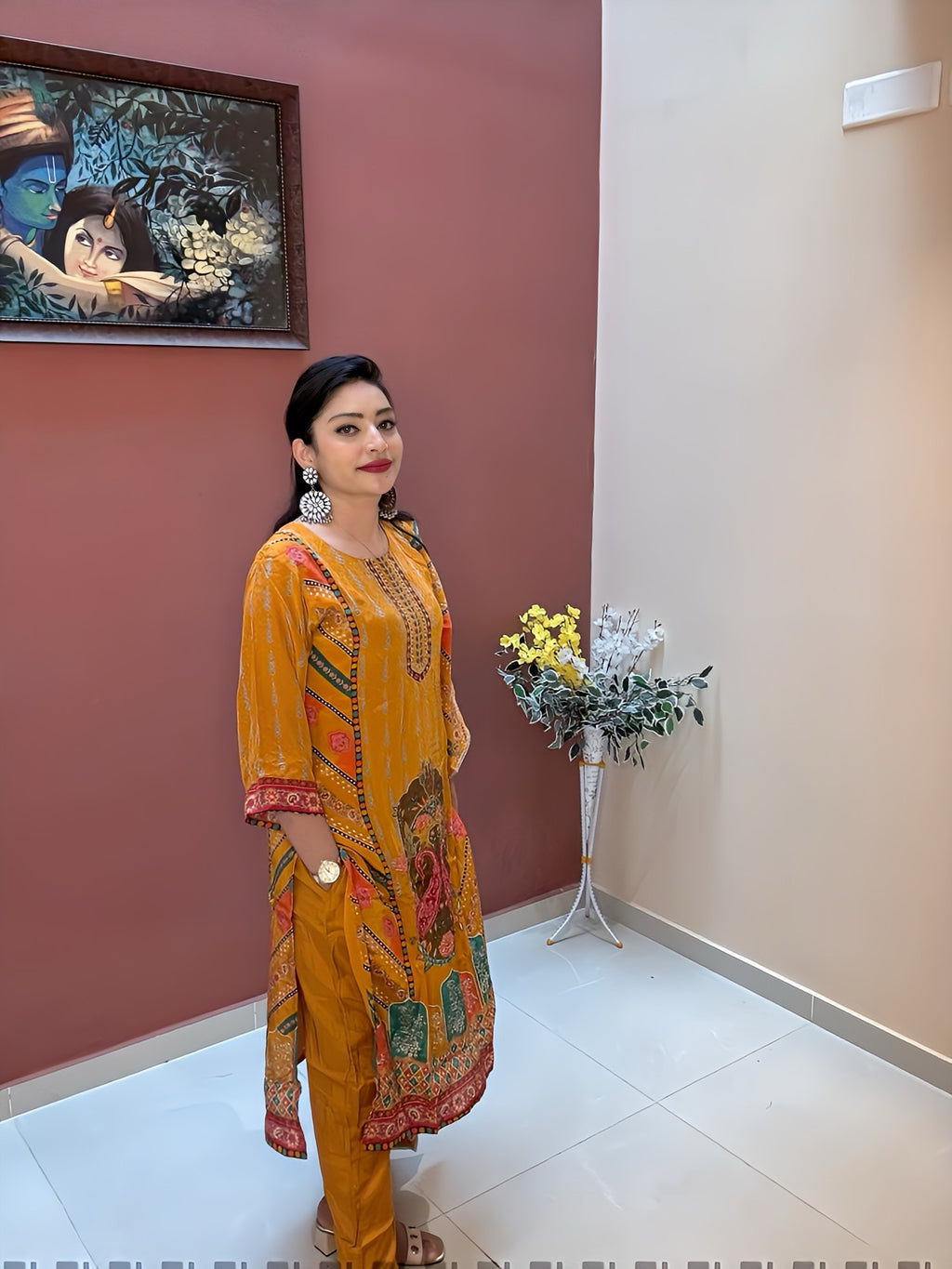 Sunlit Charm Pure Natural Crape 3-Piece Suit Set – Yellow
