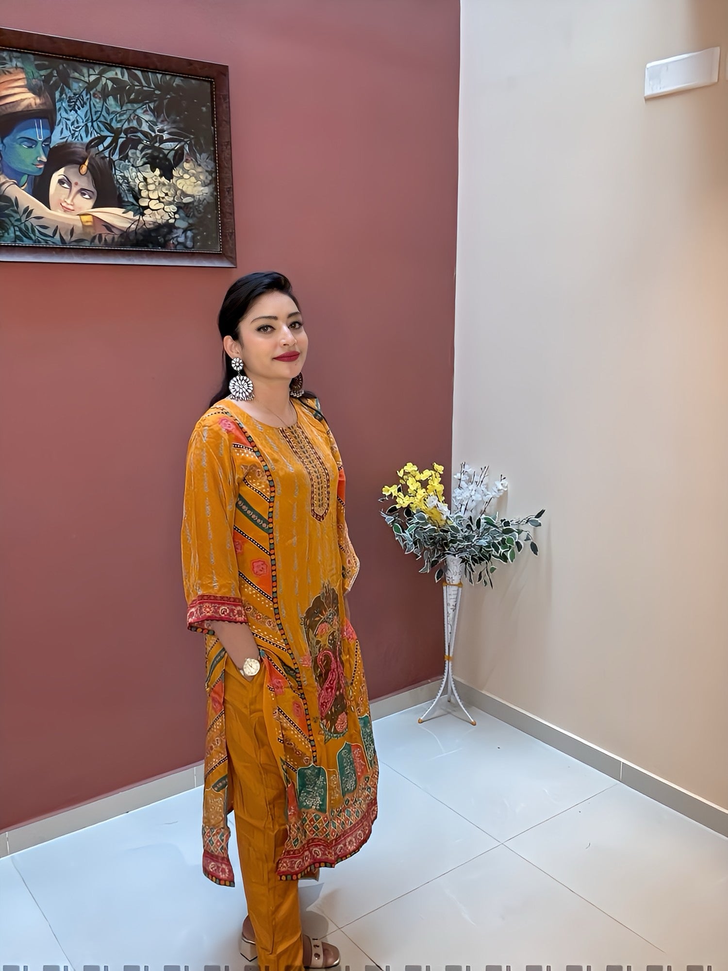 Sunlit Charm Pure Natural Crape 3-Piece Suit Set – Yellow