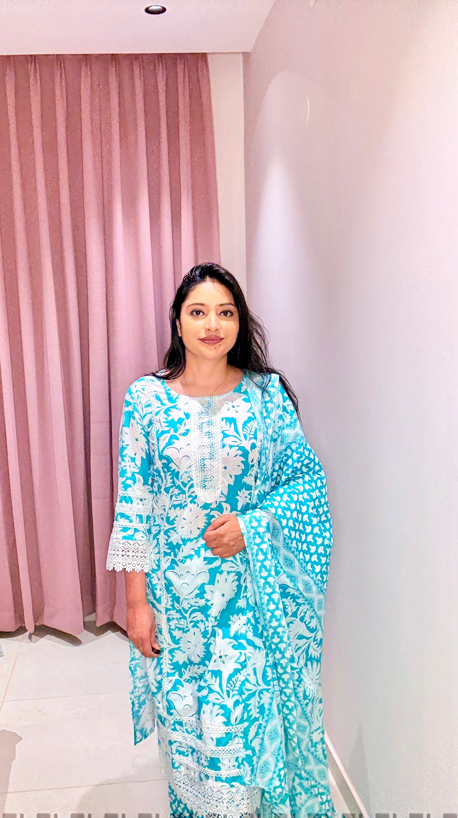 Turquoise Blue 3-Piece Suit Set with Delicate Lace Detailing
