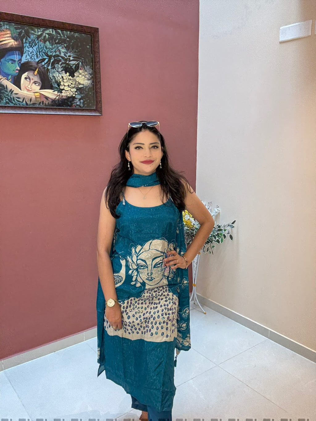 Art-Inspired Pure Muslin Kurta Set with Adjustable Straps